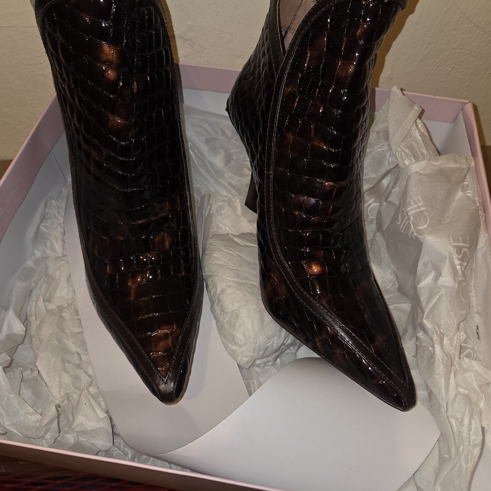 Louise et Cie Black and Brown Croc-Embossed Heeled Boots